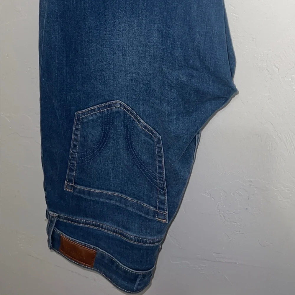 Hollister Women's Denim Jeans in Blue - Picture 3 of 3